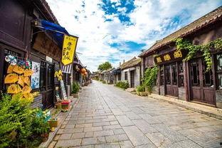 青州古城小巷吃瓜,小巷瓜香四溢的悠闲时光  第3张